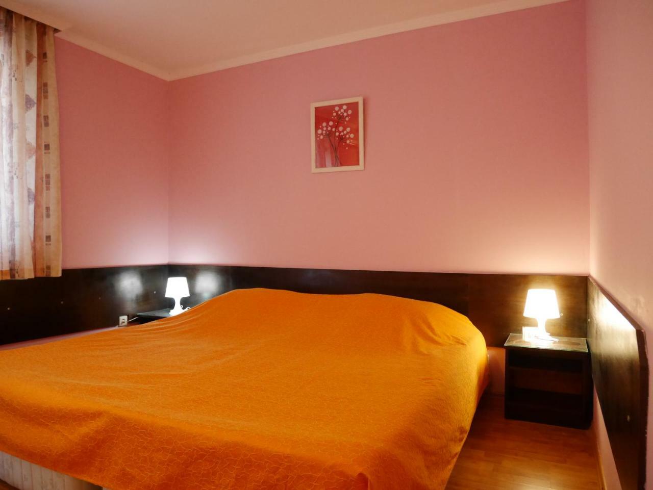 Guest House Yanina Varna Dış mekan fotoğraf